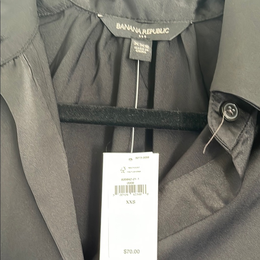 Banana Republic Charcoal Blouse